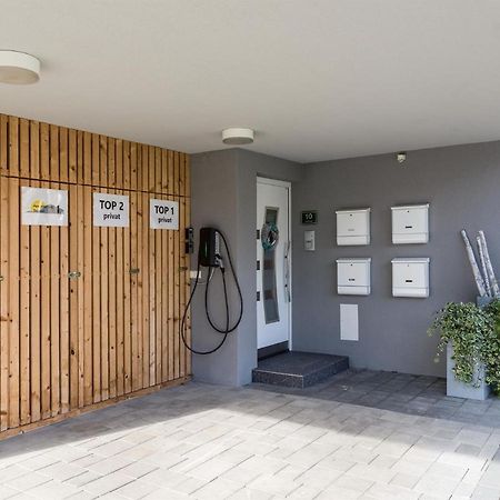 Appartement Raffael Itter Exteriör bild