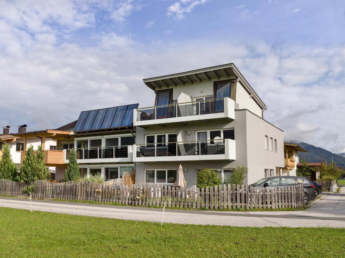 Appartement Raffael Itter Exteriör bild